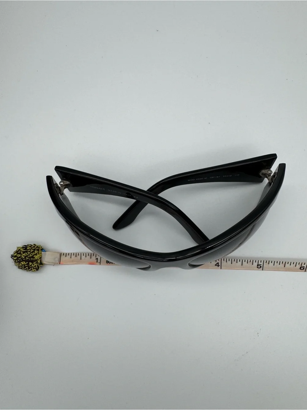 Discontinued Versace Oversized Black Shield Sunglasses Medusa Logo Full Set NOS